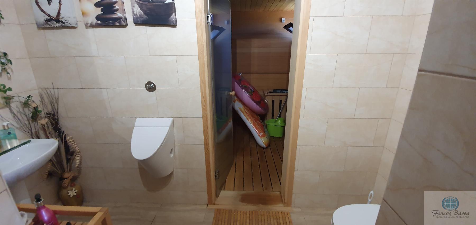 For sale of chalet in Fuengirola