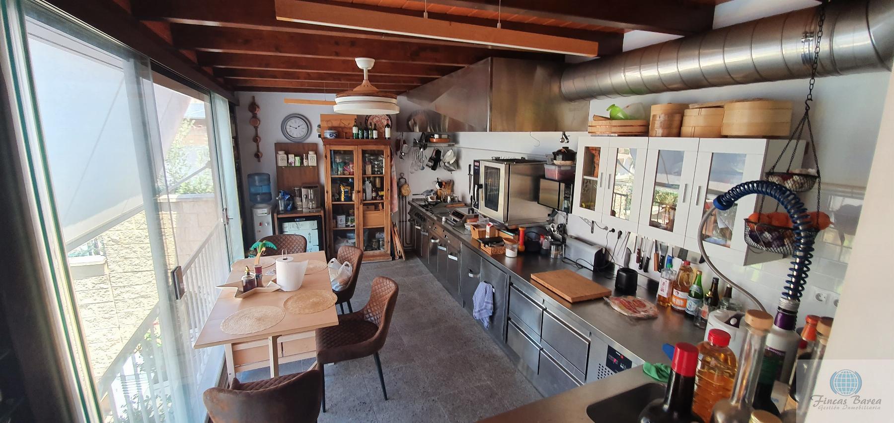 For sale of chalet in Fuengirola