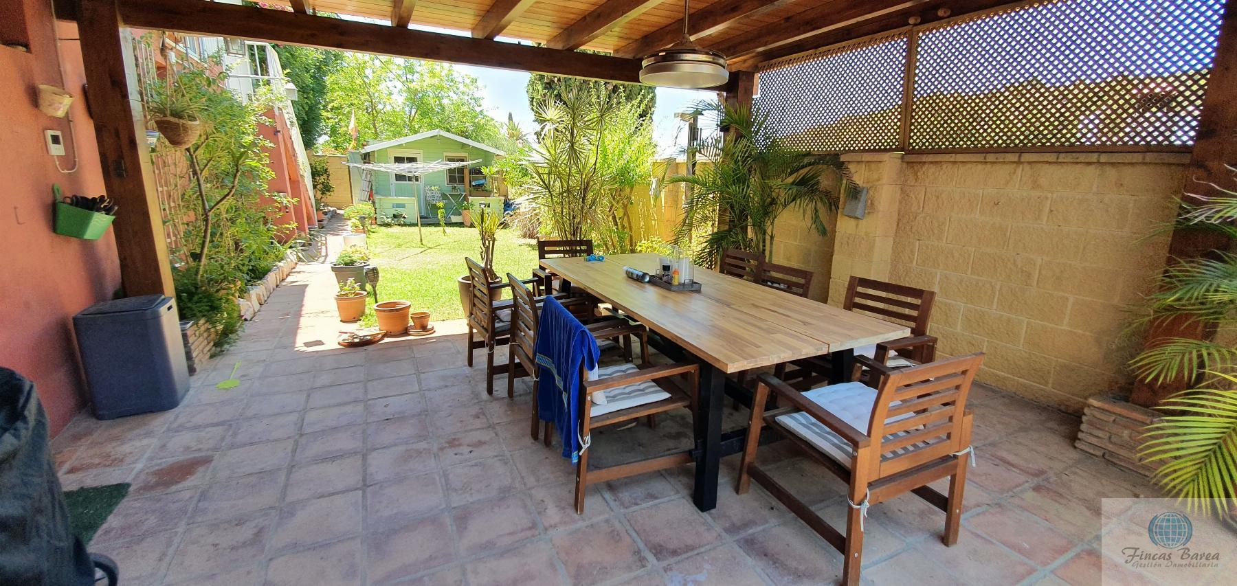 For sale of chalet in Fuengirola
