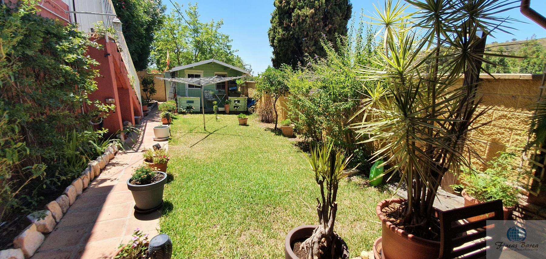 For sale of chalet in Fuengirola