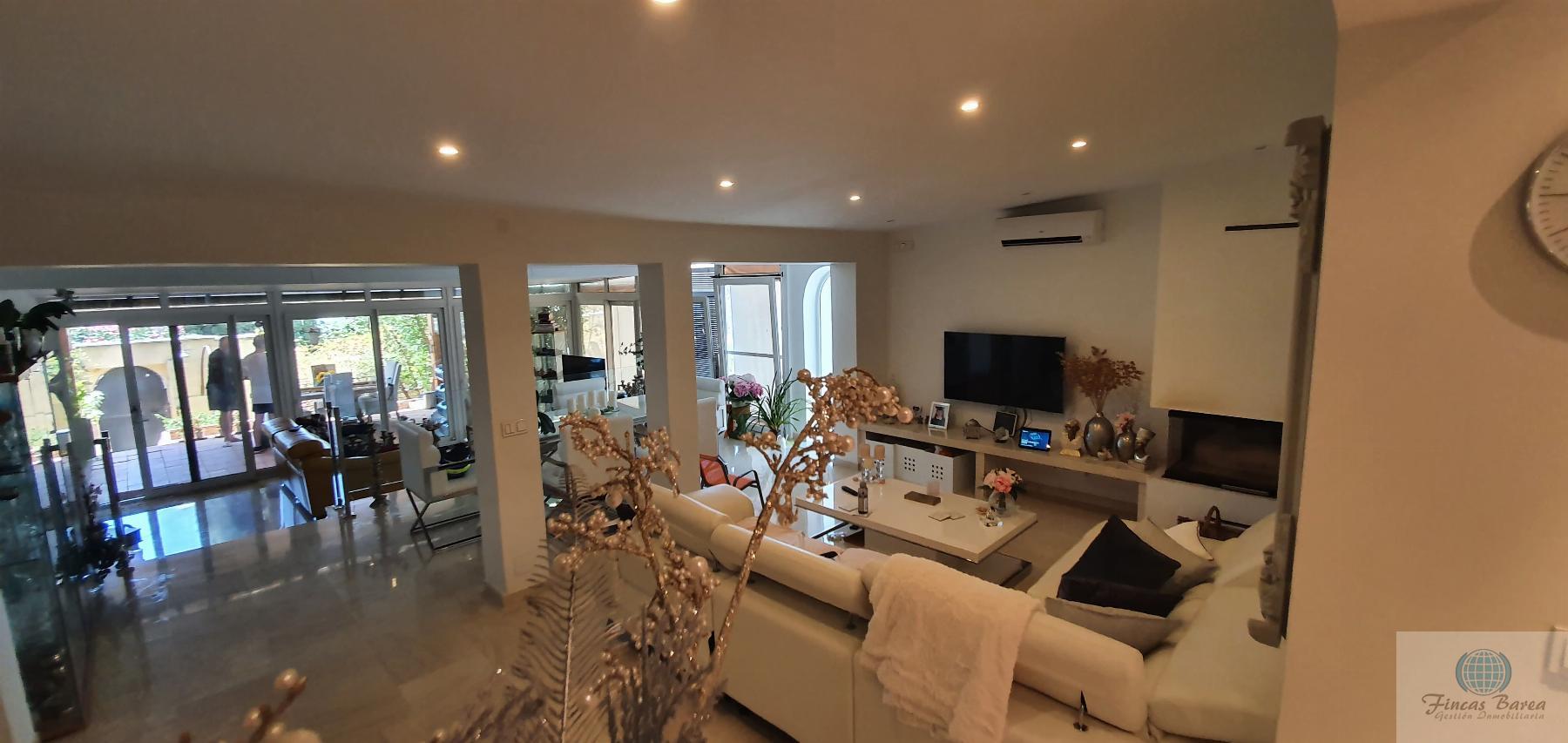 For sale of chalet in Fuengirola