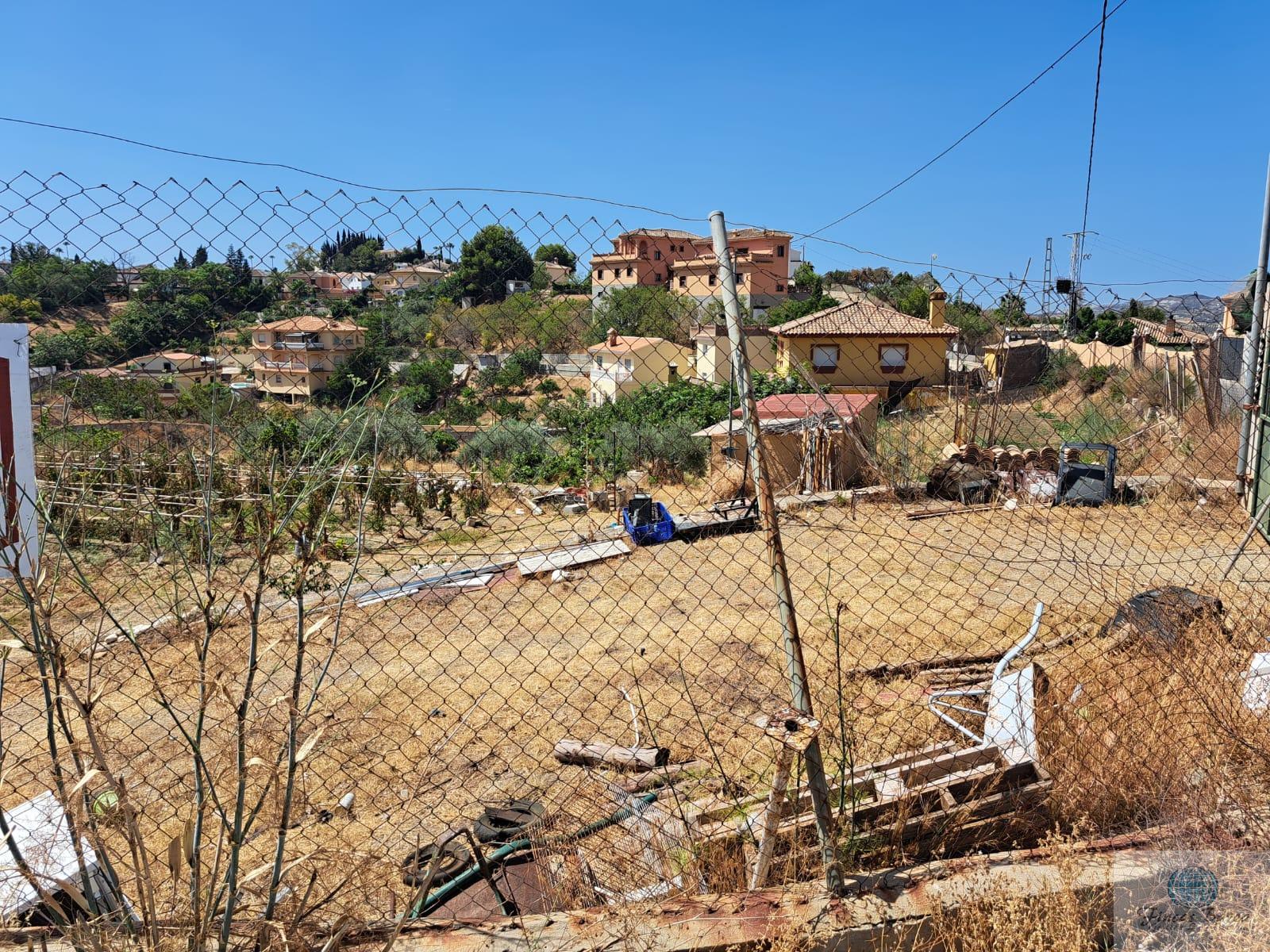 For sale of land in Mijas
