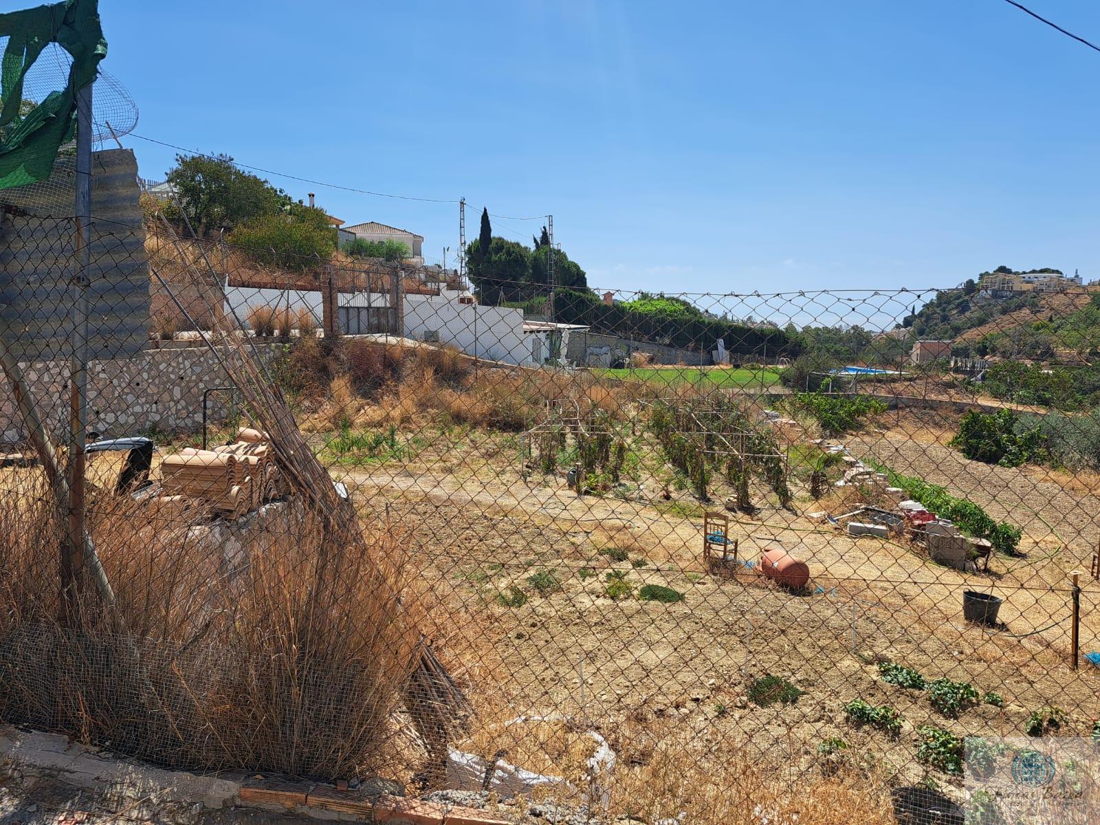 For sale of land in Mijas