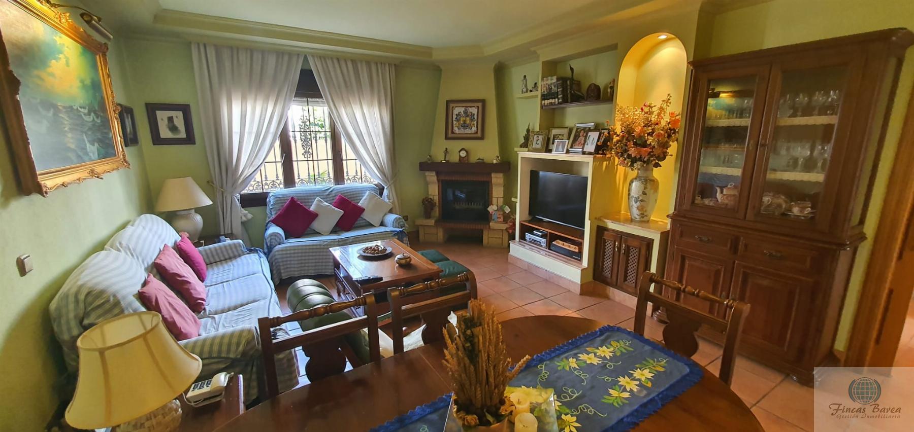 For sale of chalet in Fuengirola