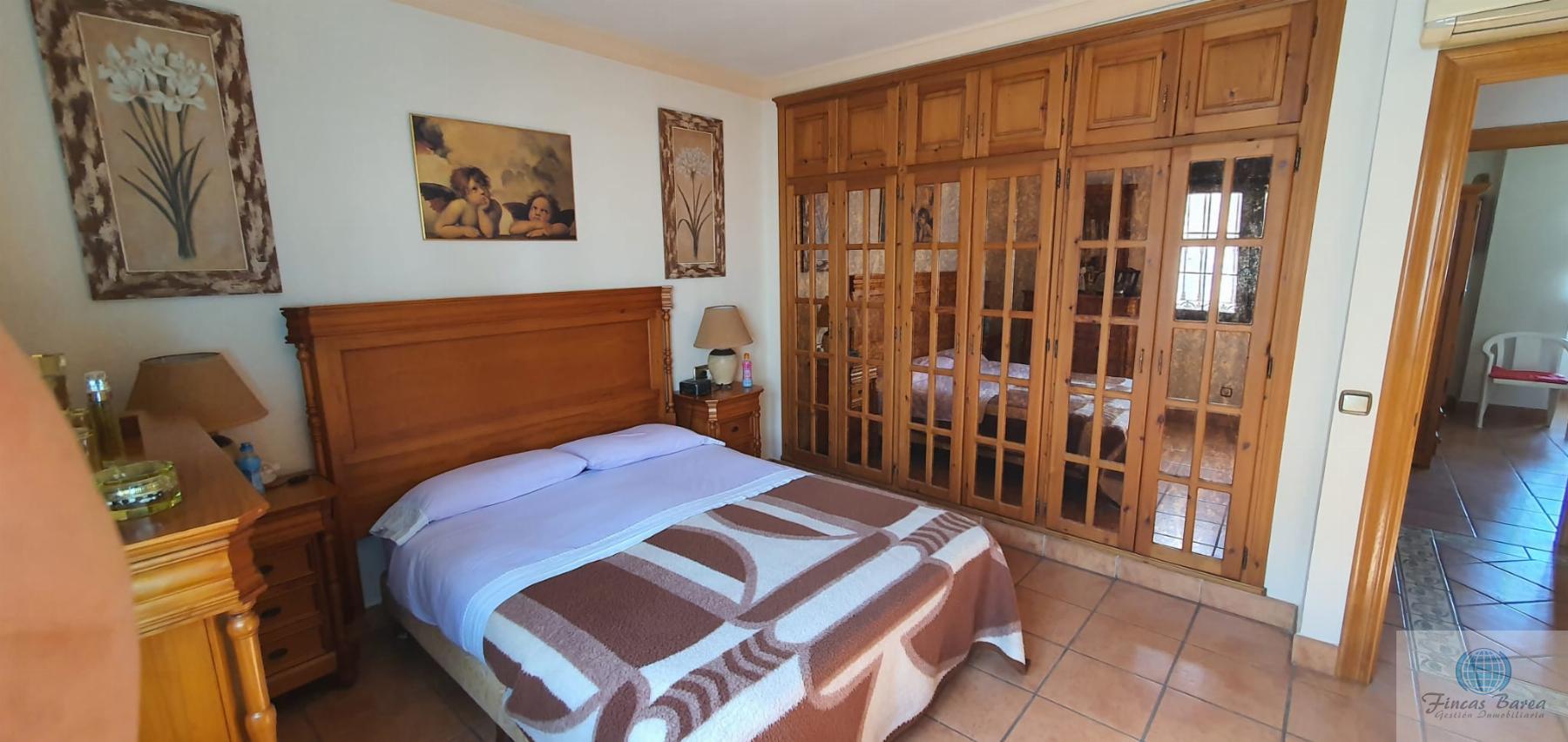 For sale of chalet in Fuengirola