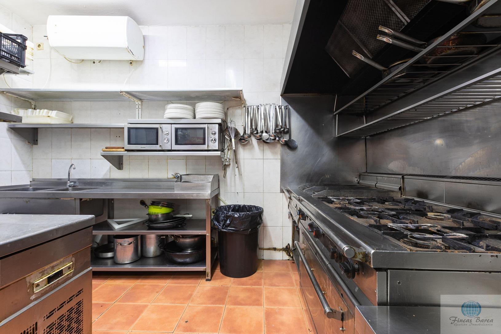 For share of premises in Fuengirola