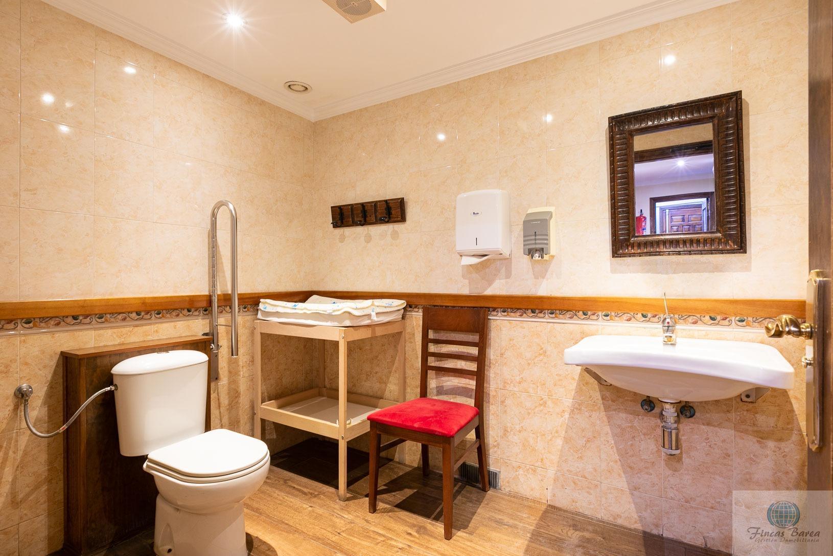 For share of premises in Fuengirola