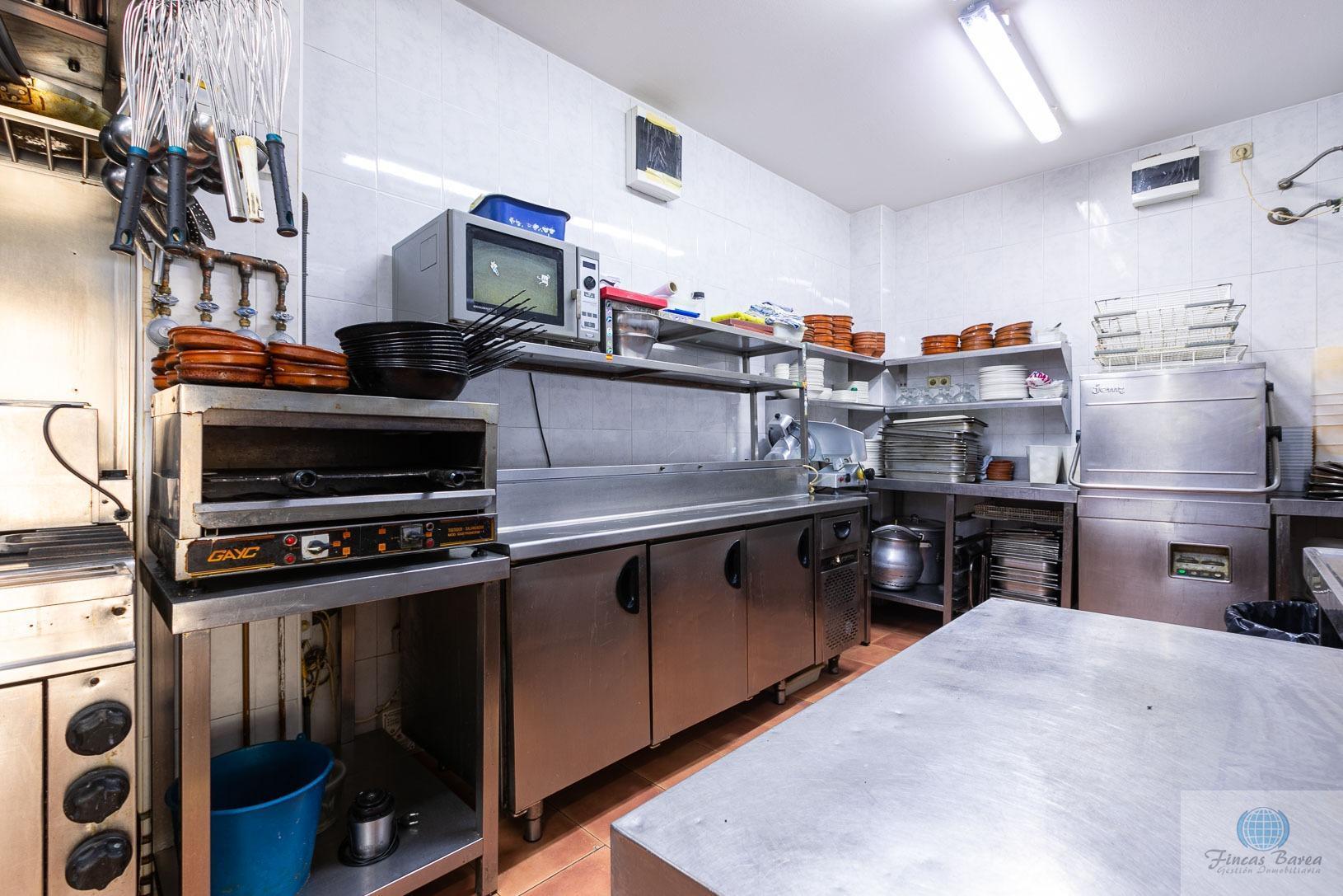 For share of premises in Fuengirola