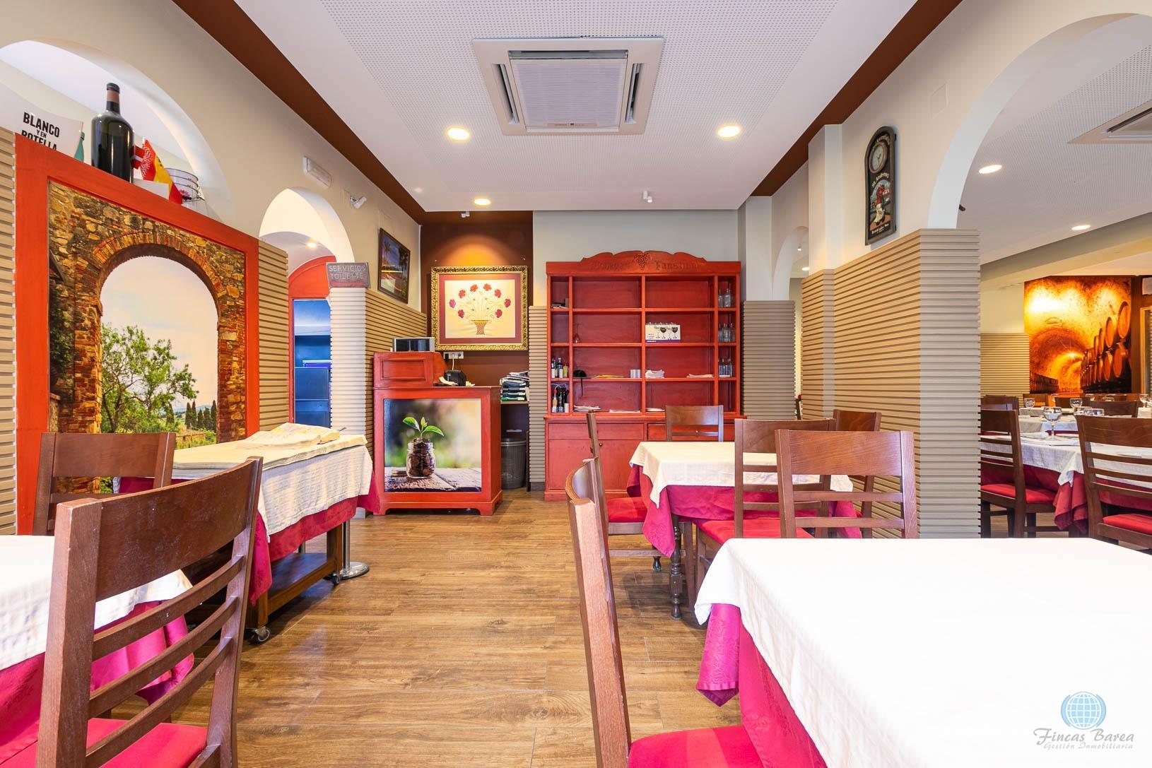 For share of premises in Fuengirola