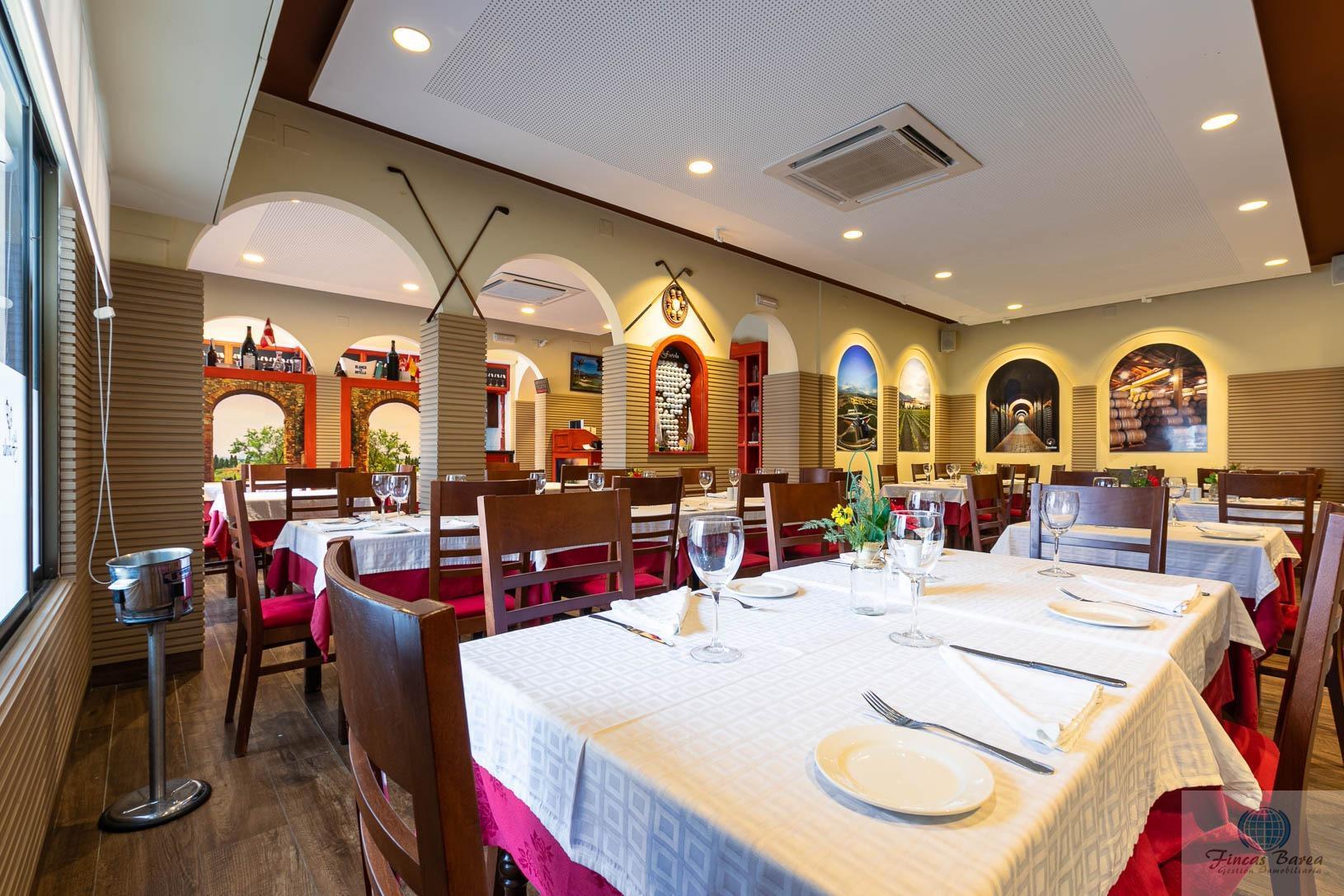 For share of premises in Fuengirola