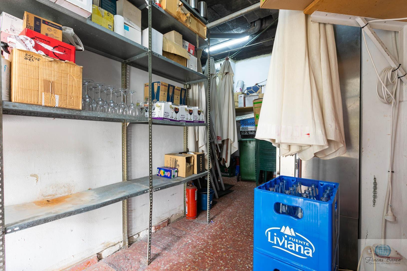 For share of premises in Fuengirola