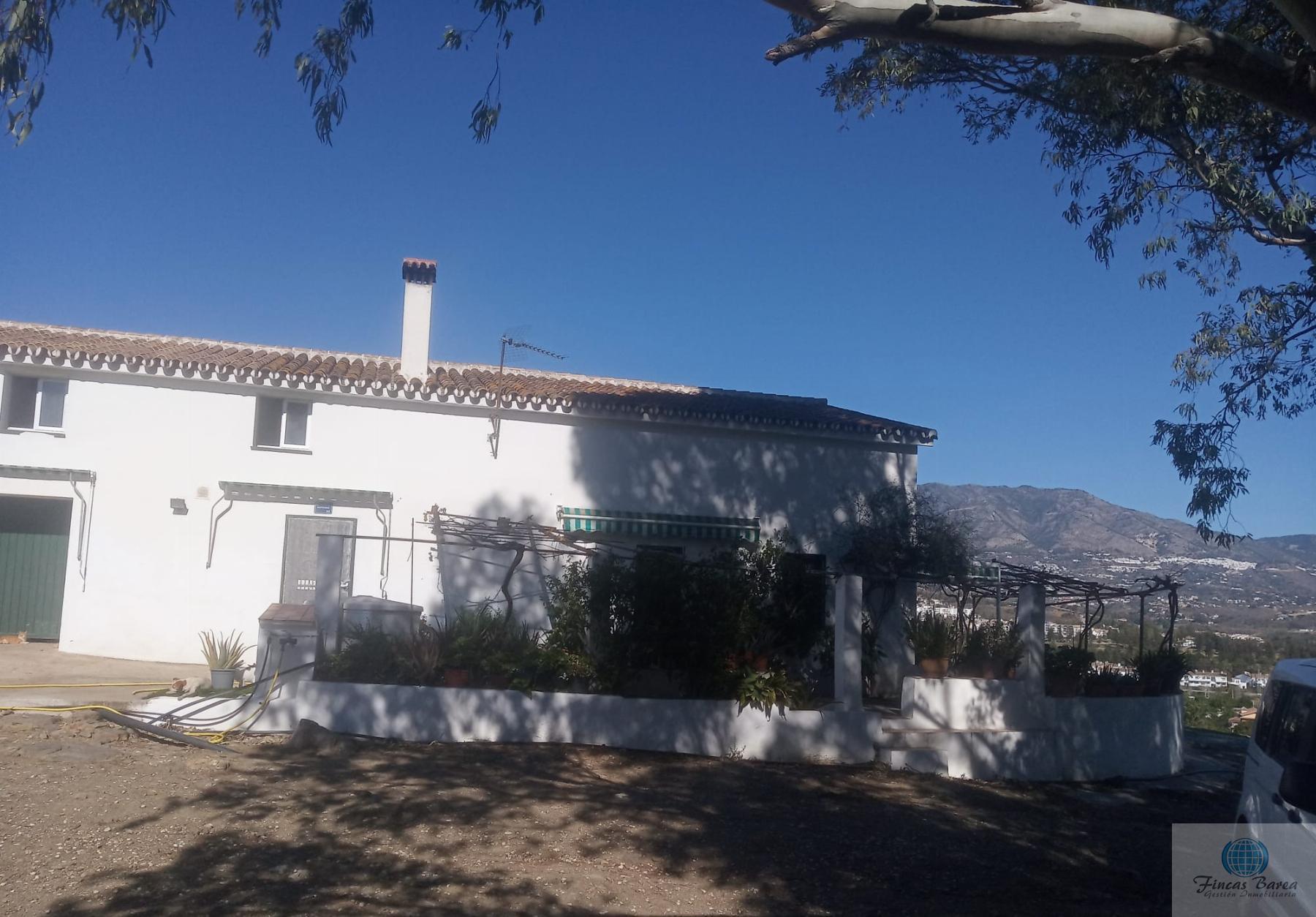 Venta de finca rústica en Mijas Costa