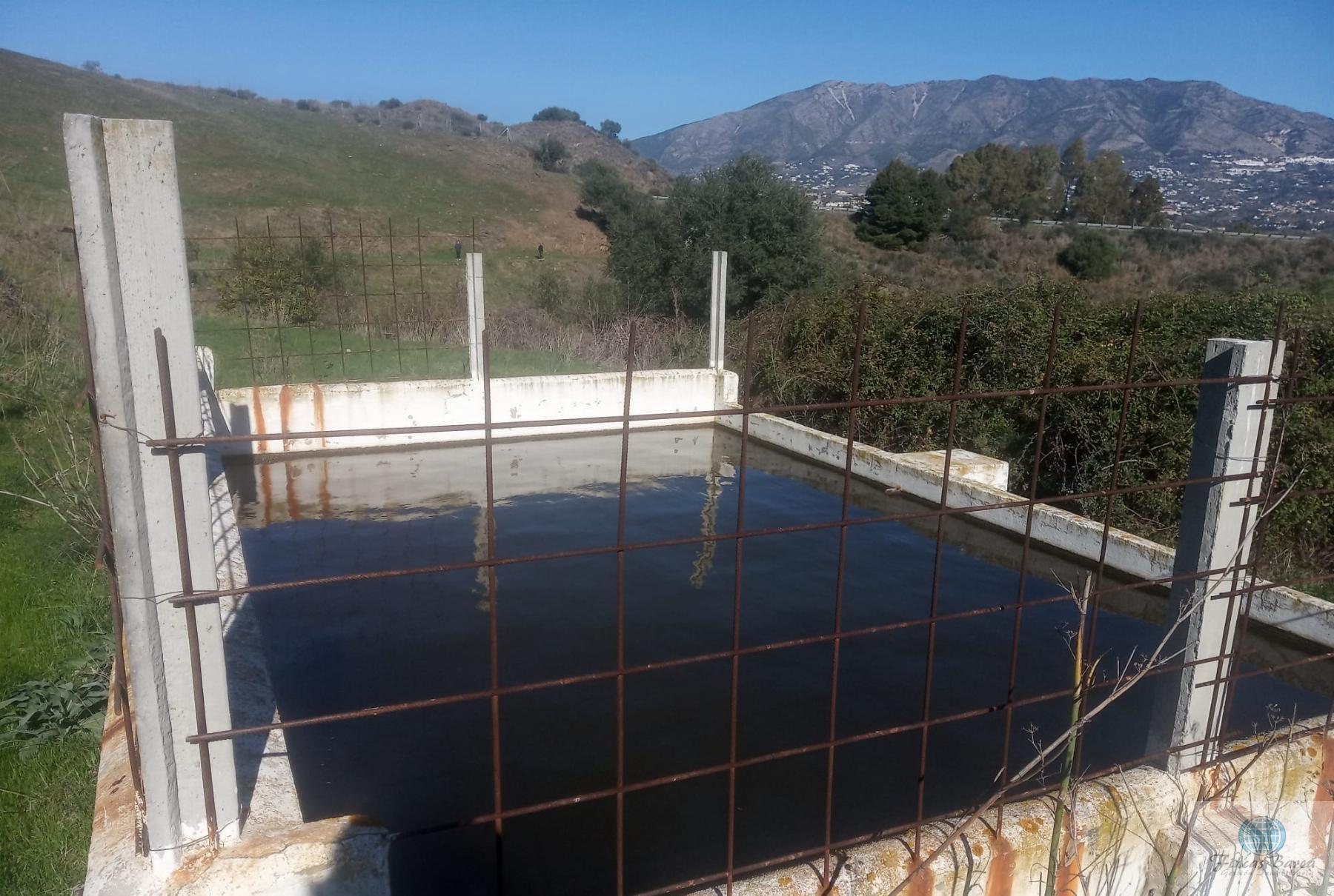 Venta de finca rústica en Mijas Costa