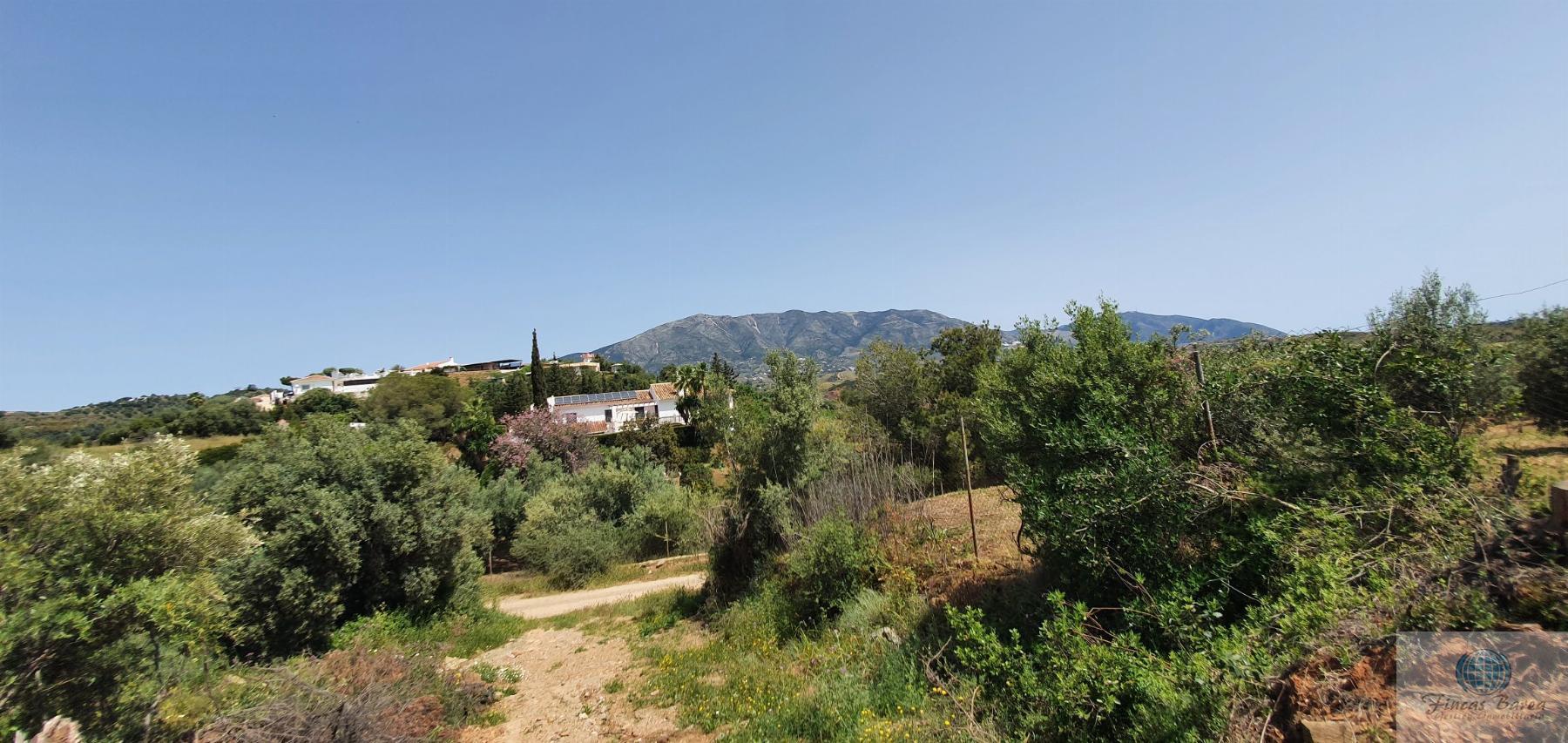 For sale of land in Mijas Costa
