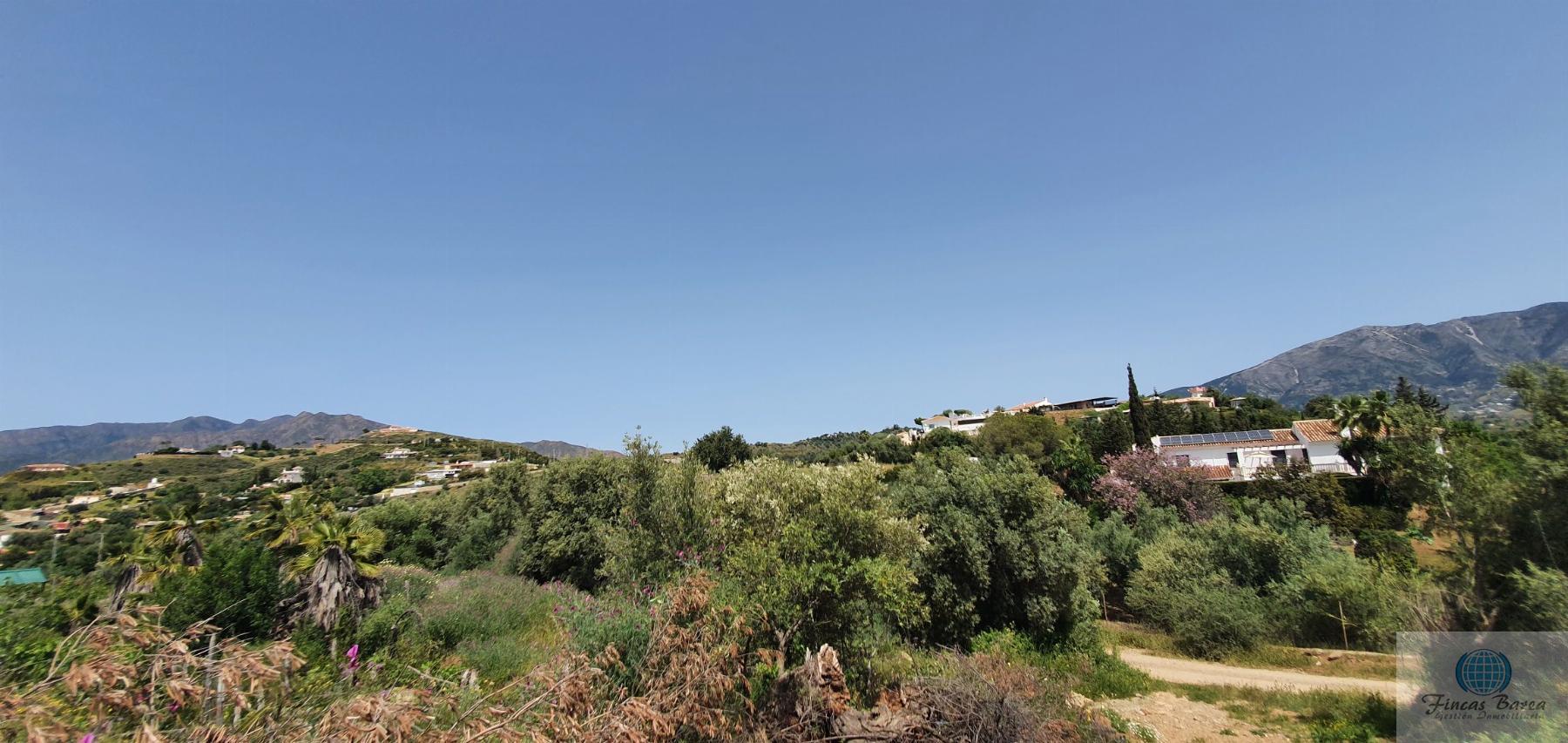 For sale of land in Mijas Costa
