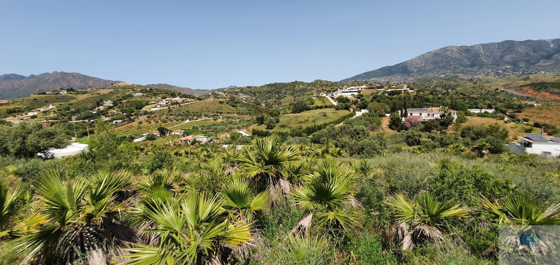 For sale of land in Mijas Costa
