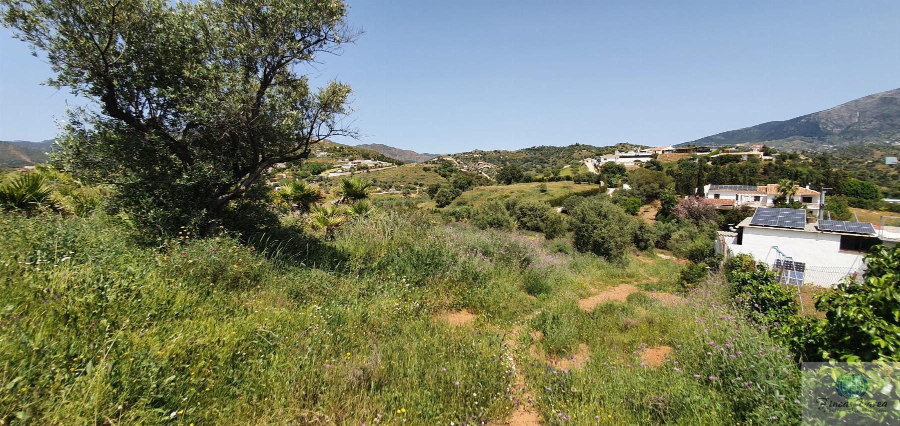 For sale of land in Mijas Costa