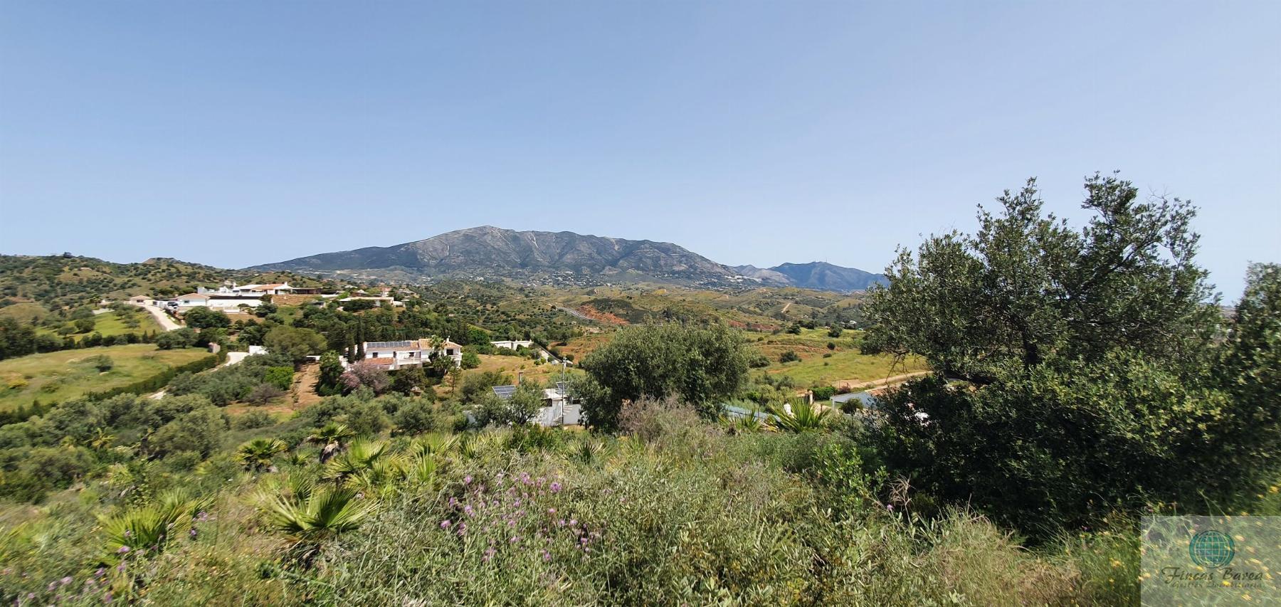 For sale of land in Mijas Costa