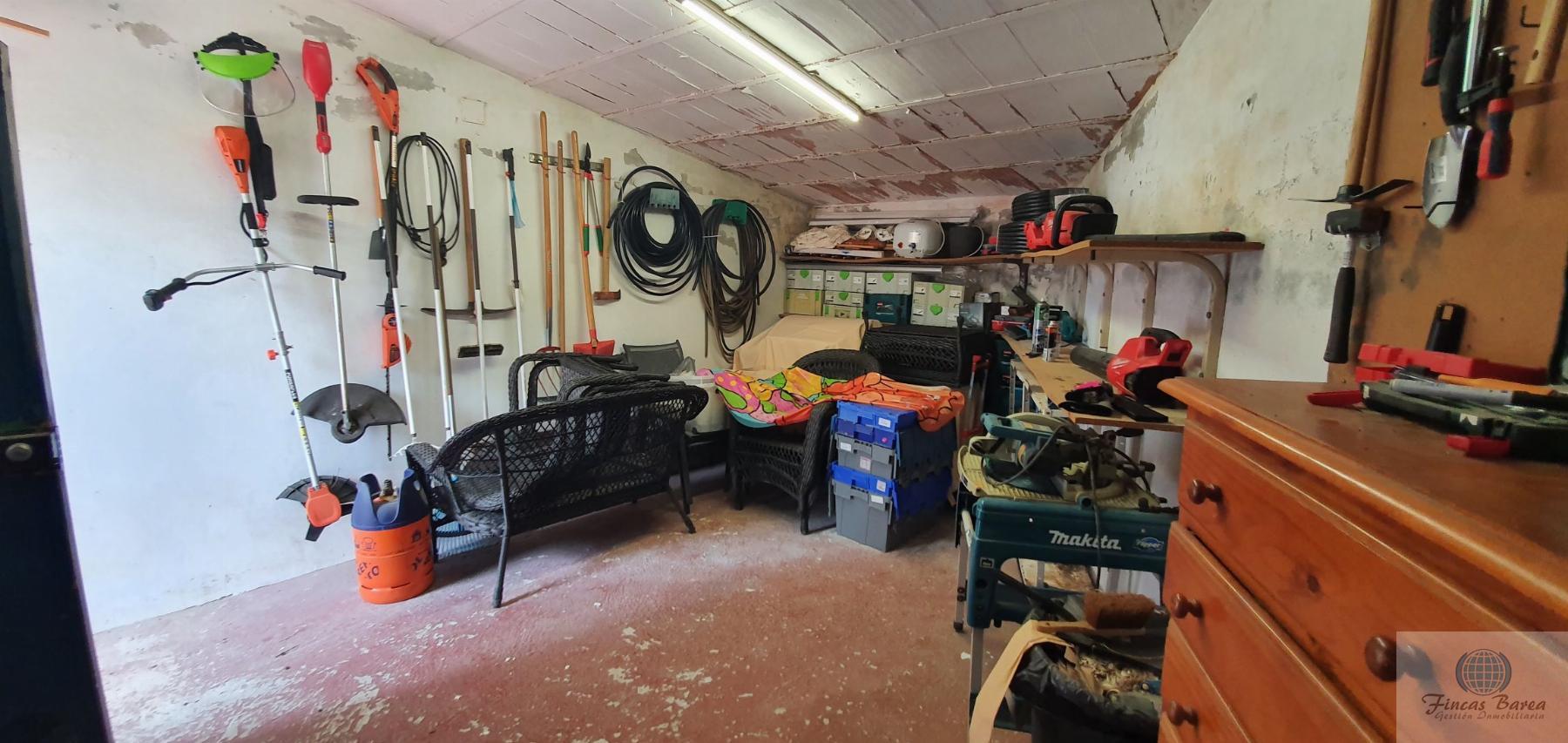 For sale of rural property in Almogía