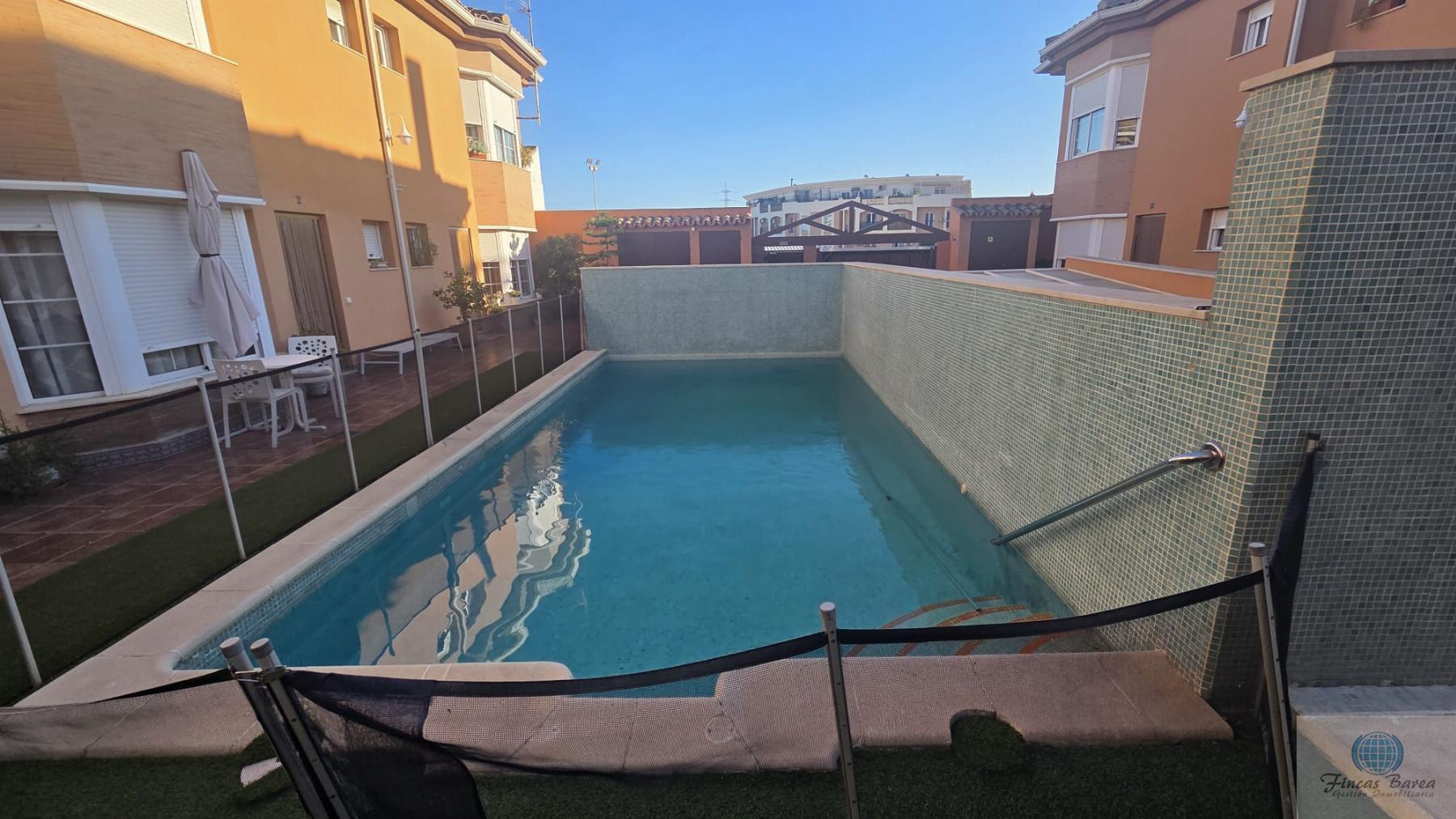 For sale of chalet in Mijas