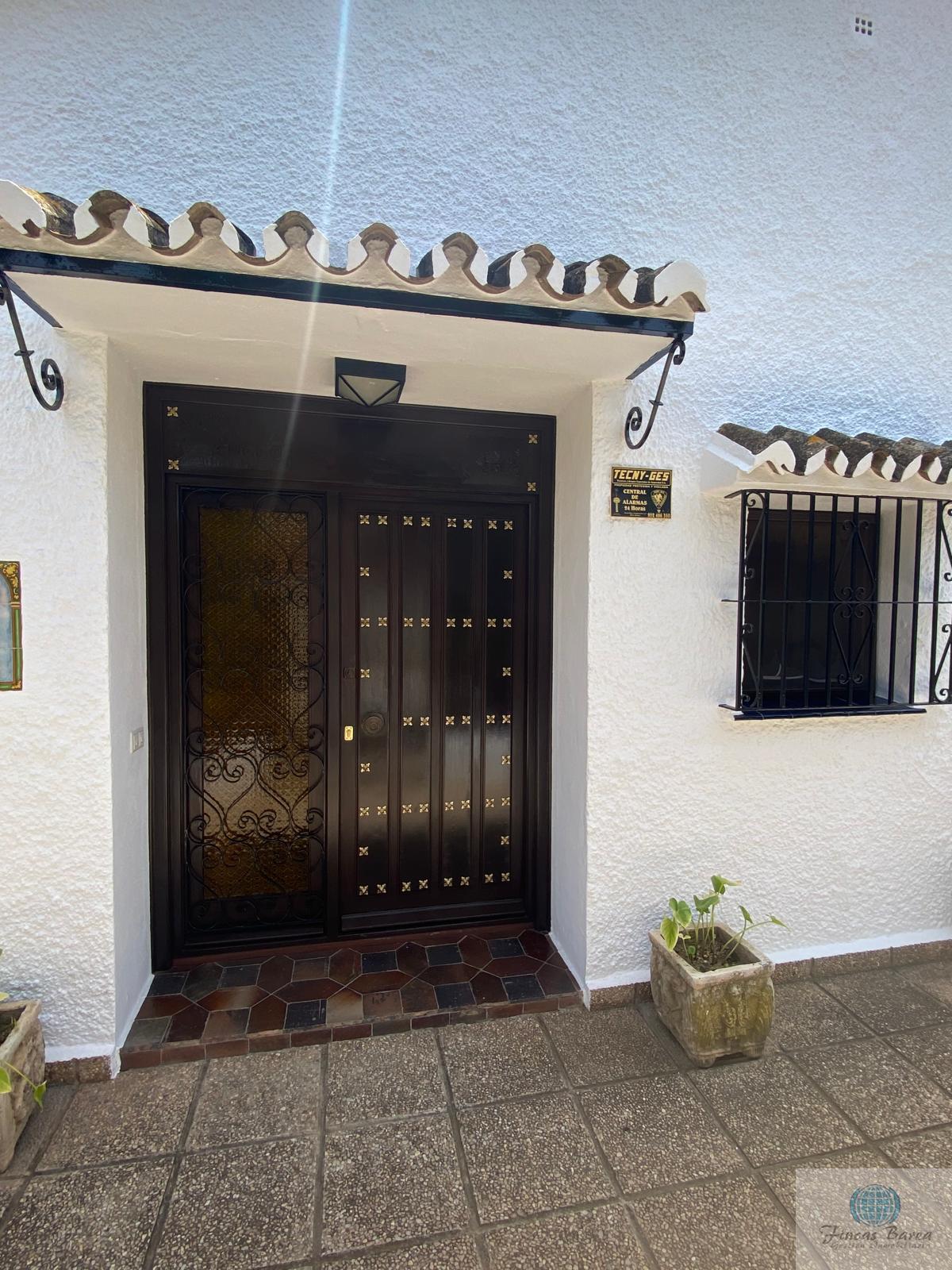 For sale of chalet in Fuengirola