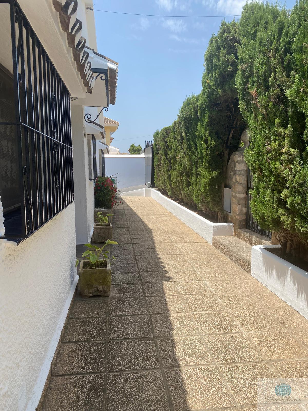 For sale of chalet in Fuengirola
