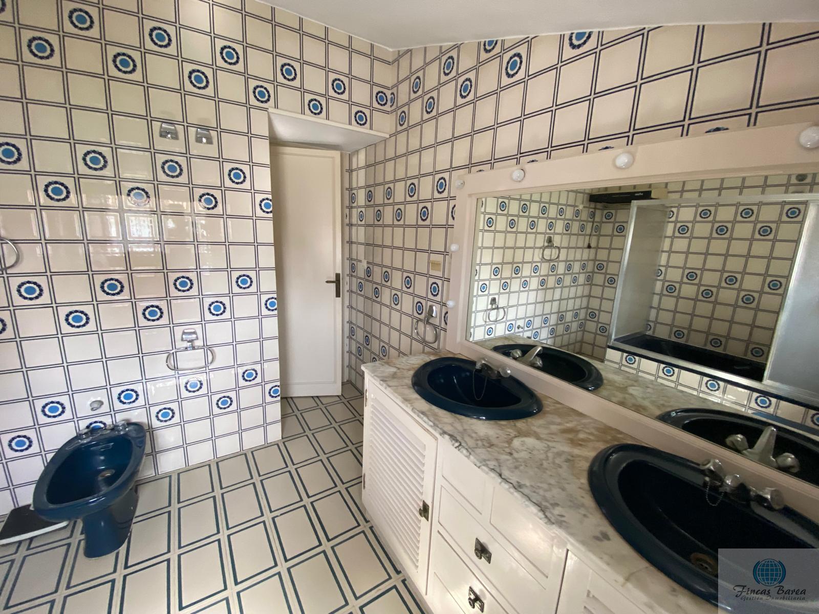 For sale of chalet in Fuengirola