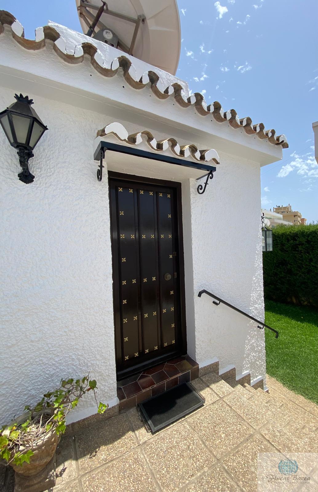 For sale of chalet in Fuengirola