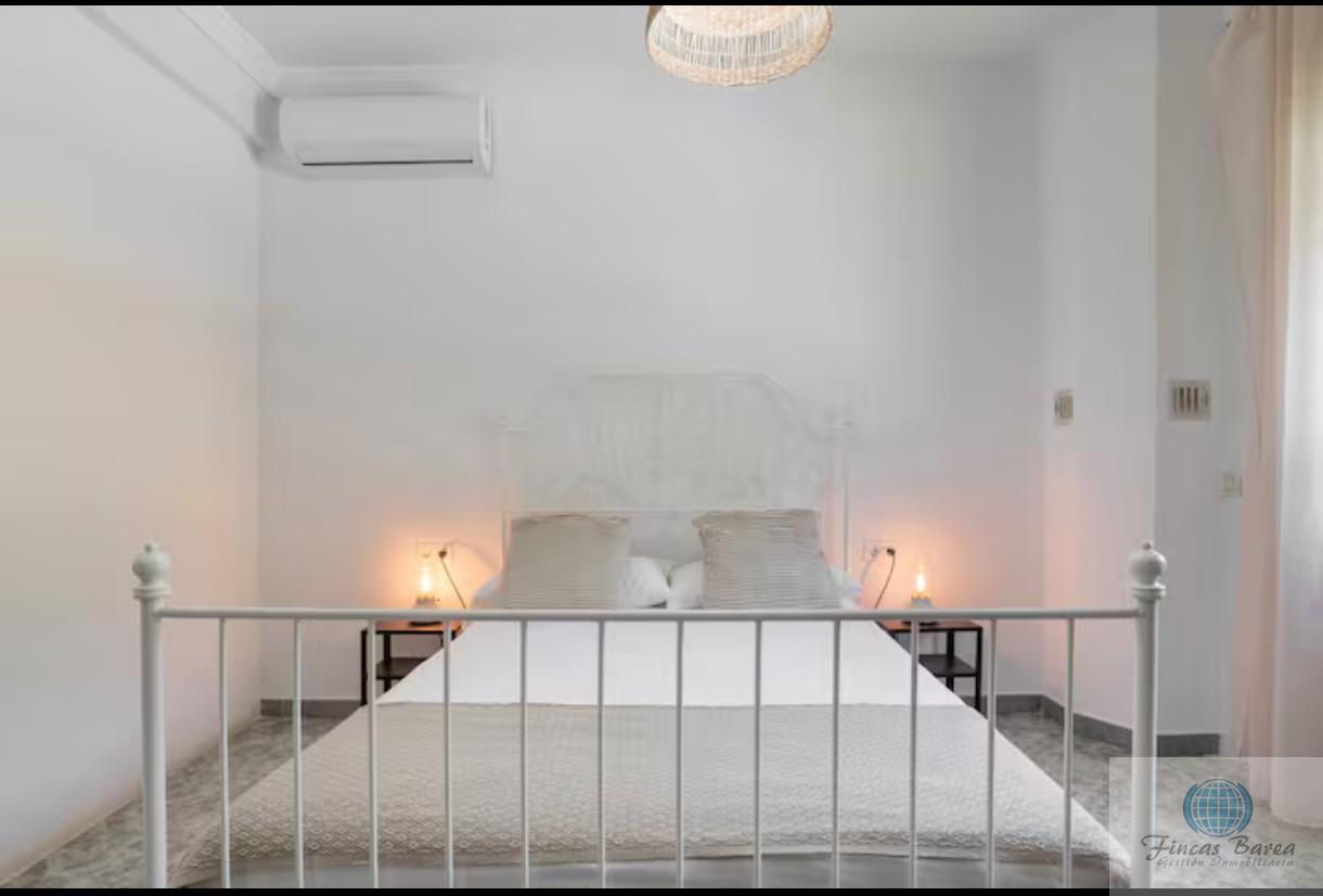 Venta de finca rústica en Montecorto