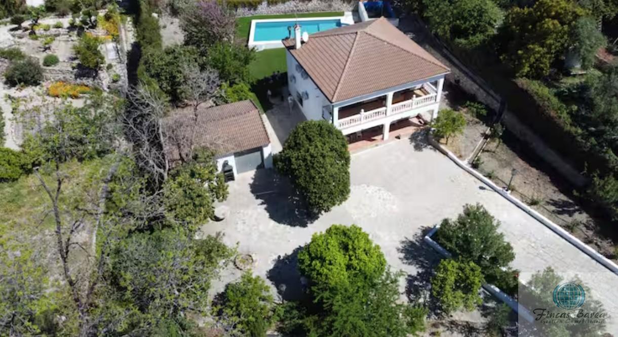 Venta de finca rústica en Montecorto