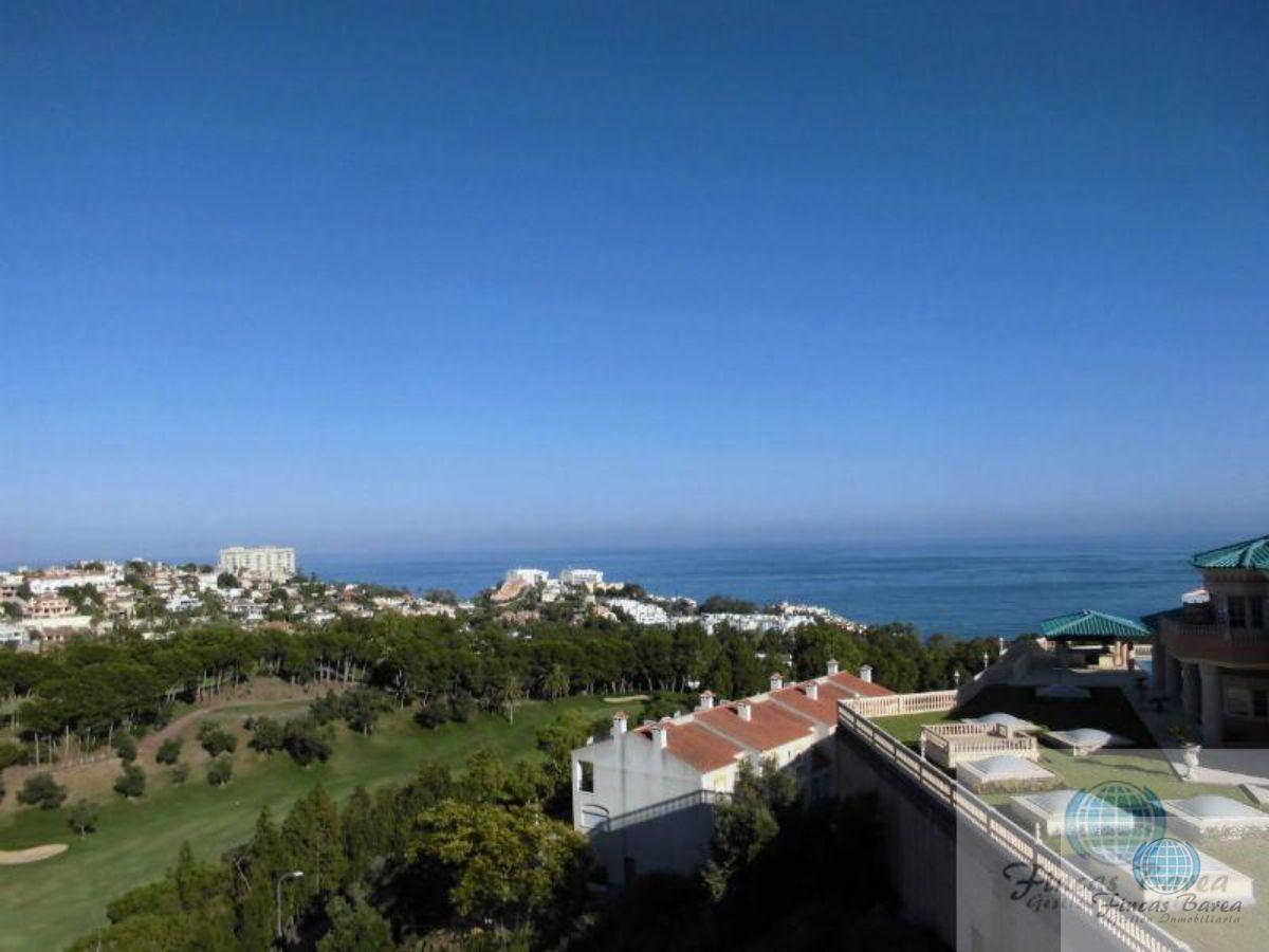 For sale of penthouse in Benalmádena Costa
