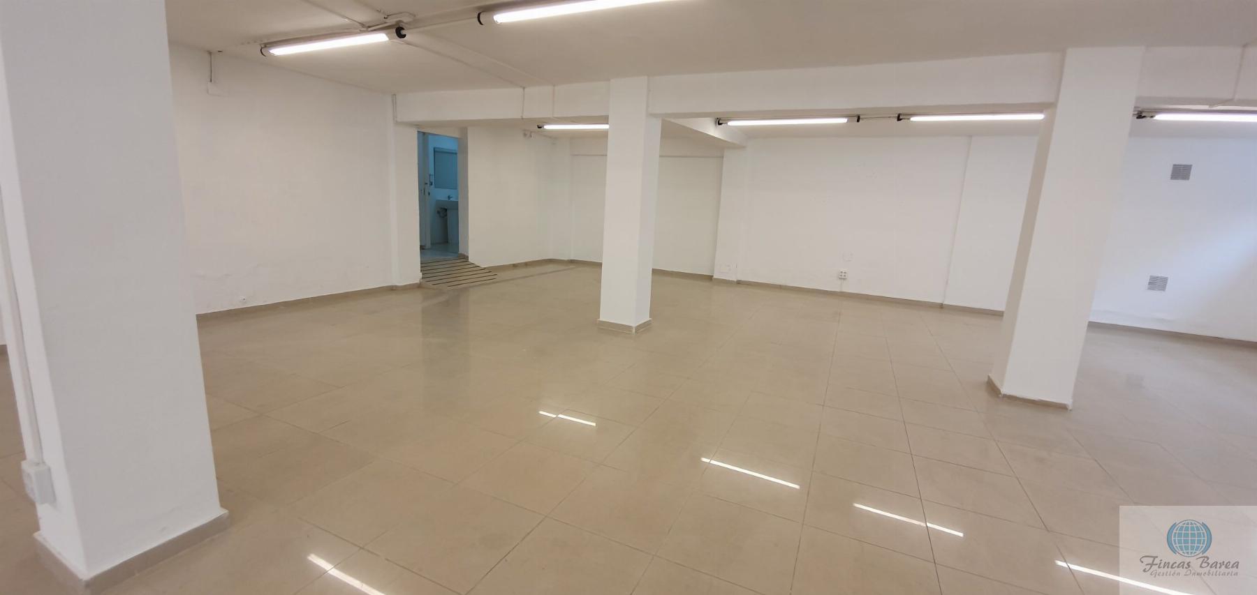 For rent of commercial in Fuengirola