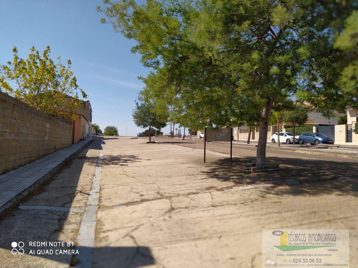 Venta de terreno en Mirandilla
