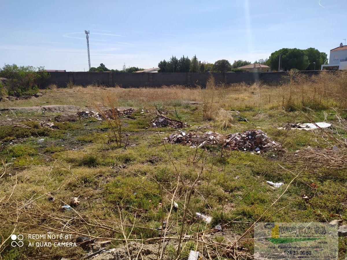 Venta de terreno en Mirandilla