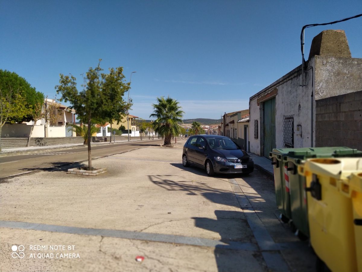 Venta de terreno en Mirandilla