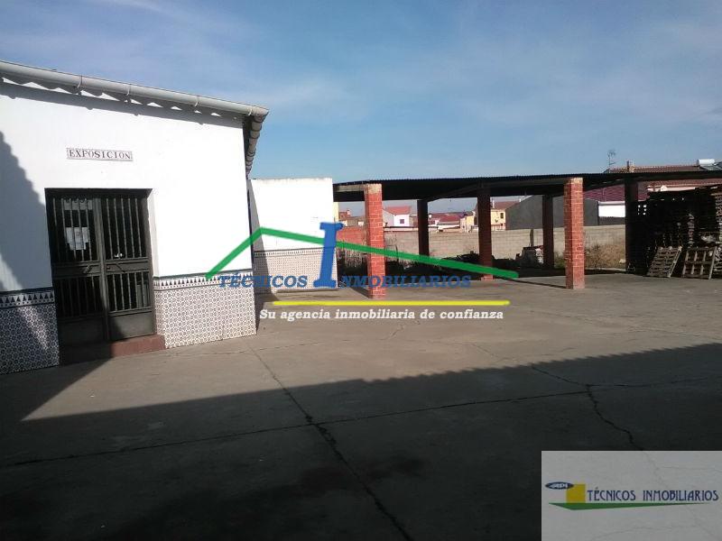 Alquiler de terreno en Trujillanos
