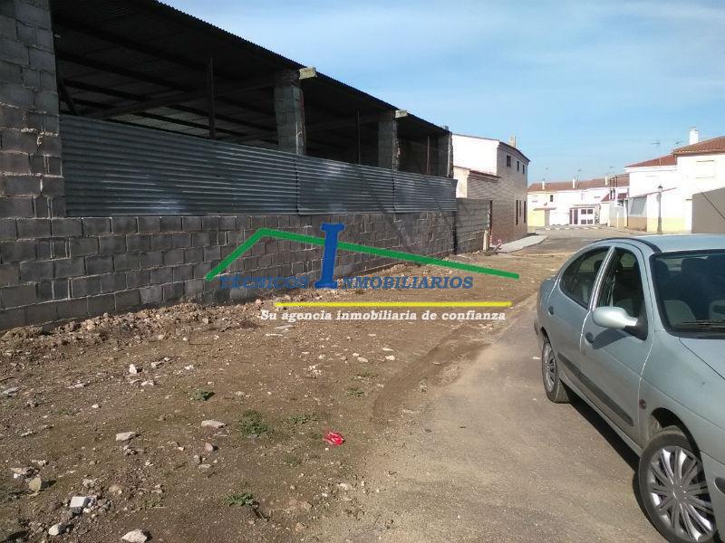 Alquiler de terreno en Trujillanos