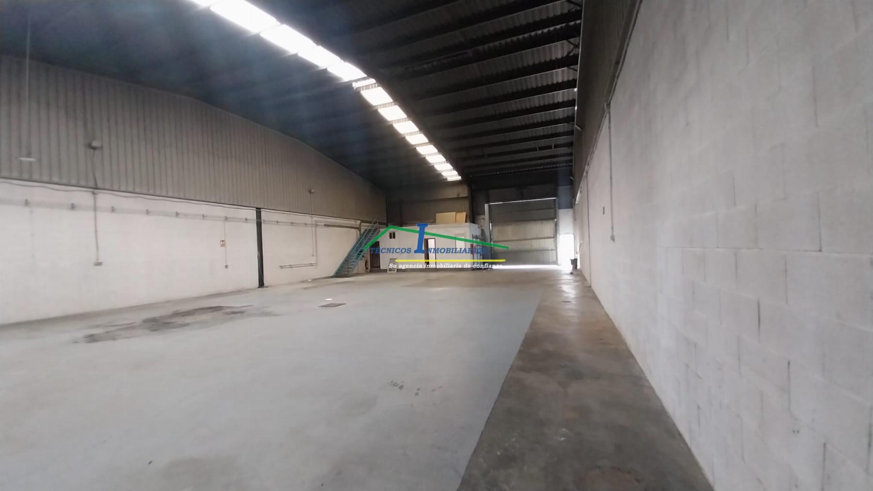 Alquiler de nave en Mérida