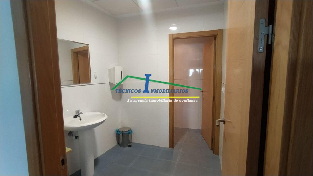 For sale of industrial plant/warehouse in Calamonte