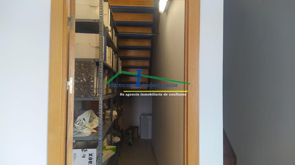 For sale of industrial plant/warehouse in Calamonte
