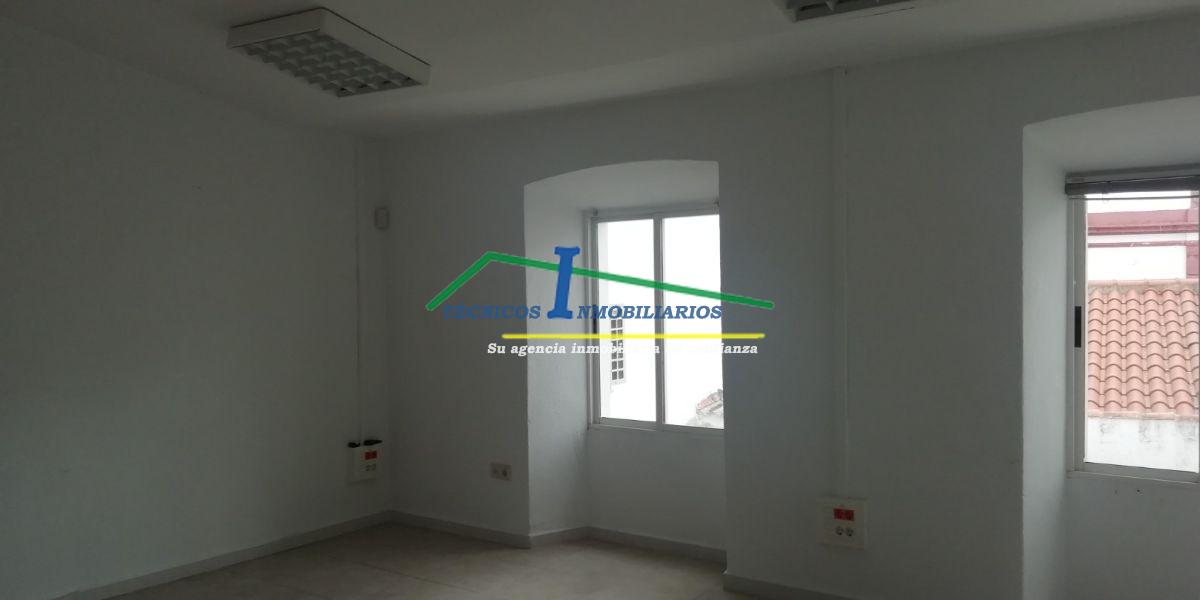For rent of office in Mérida