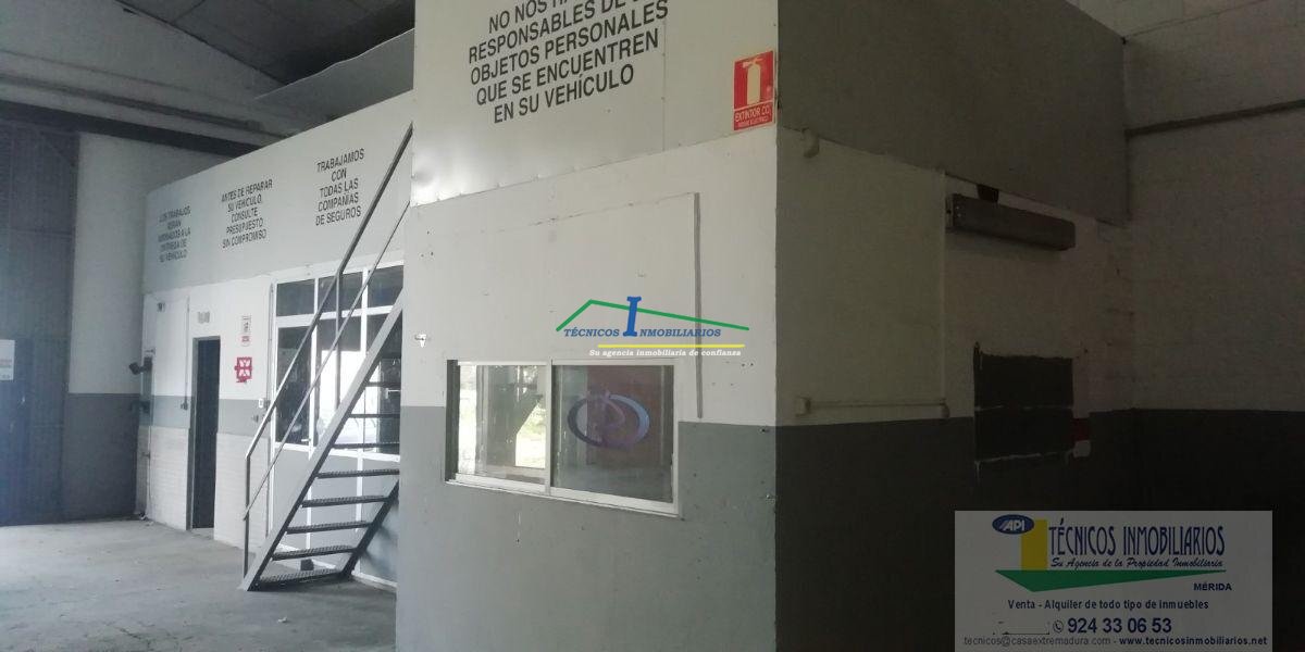 Alquiler de nave en Mérida
