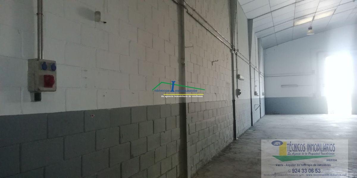 Alquiler de nave en Mérida