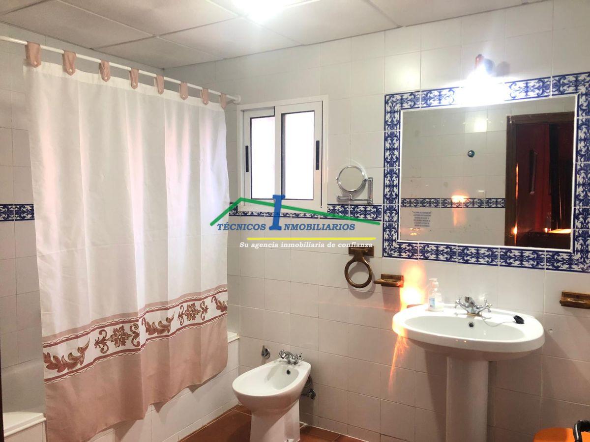 Venda de finca d´esbarjo a Mérida