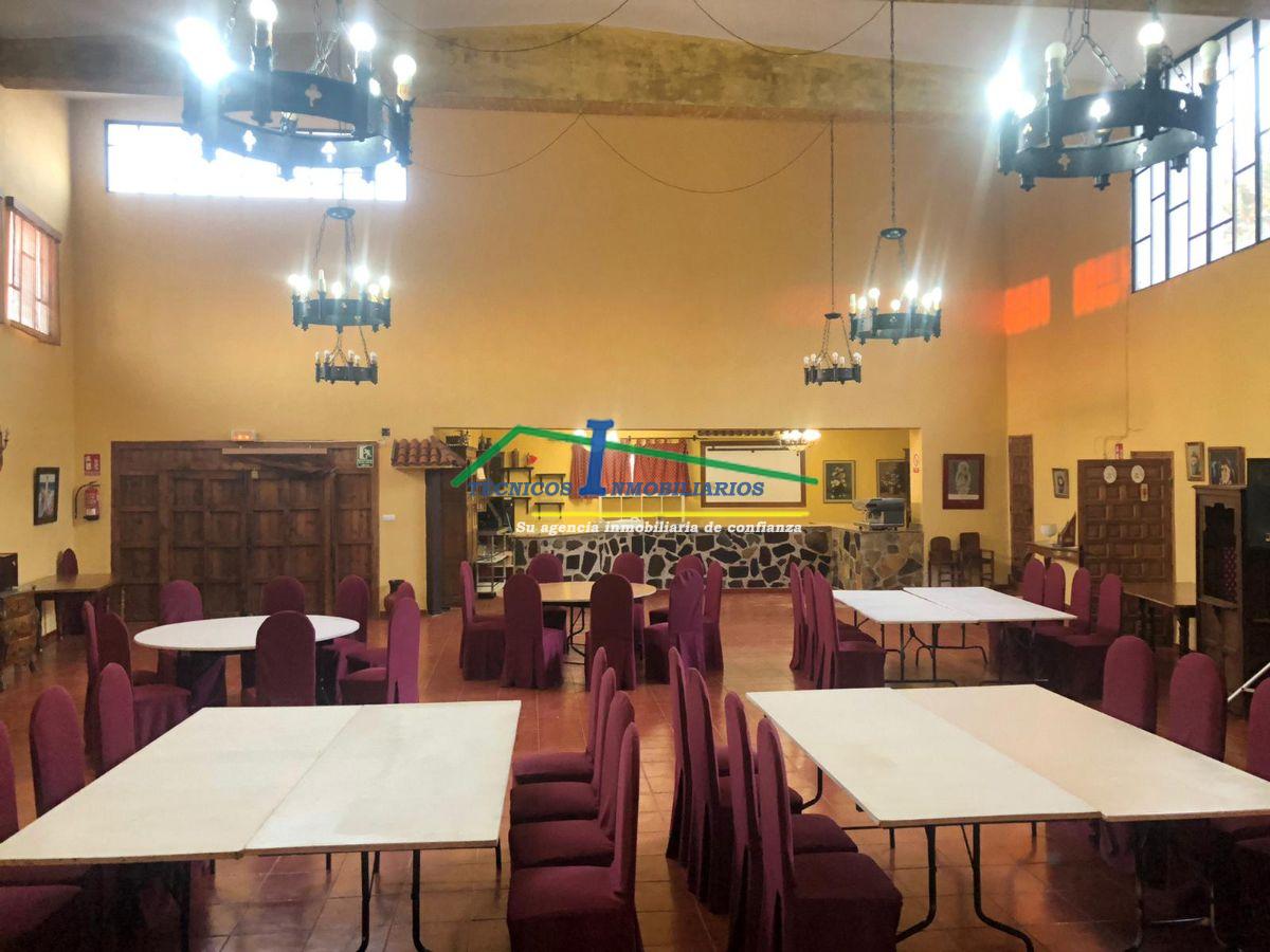 Venda de finca d´esbarjo a Mérida