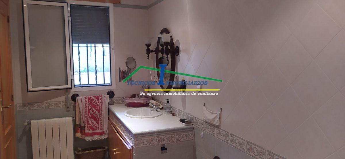 For sale of chalet in Mérida