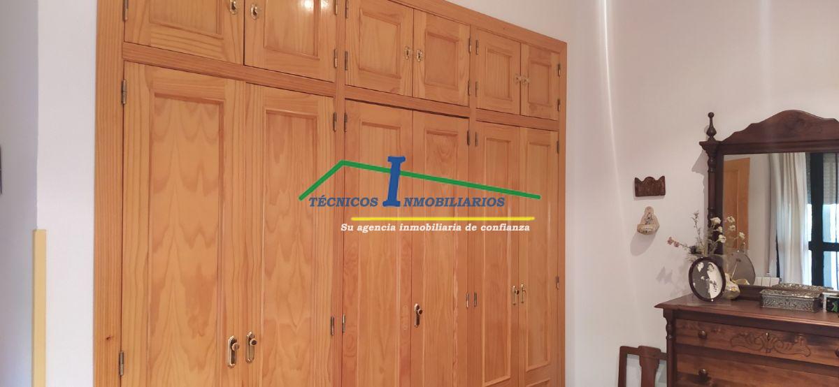 For sale of chalet in Mérida