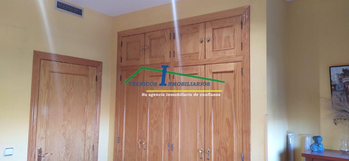 For sale of chalet in Mérida