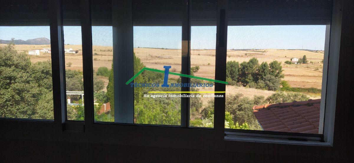 For sale of chalet in Mérida