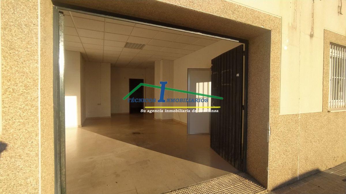 For rent of commercial in Mérida